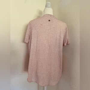 Lululemon Athletica Light Pink Women's Blouse